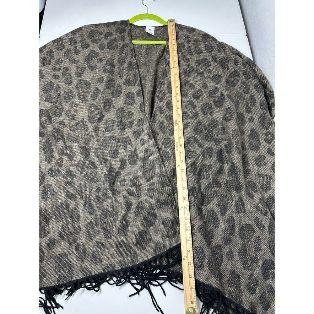 Woolrich Bohemian Leopard Print Cozy Blanket Wrap Poncho One Size - Picture 7 of 11